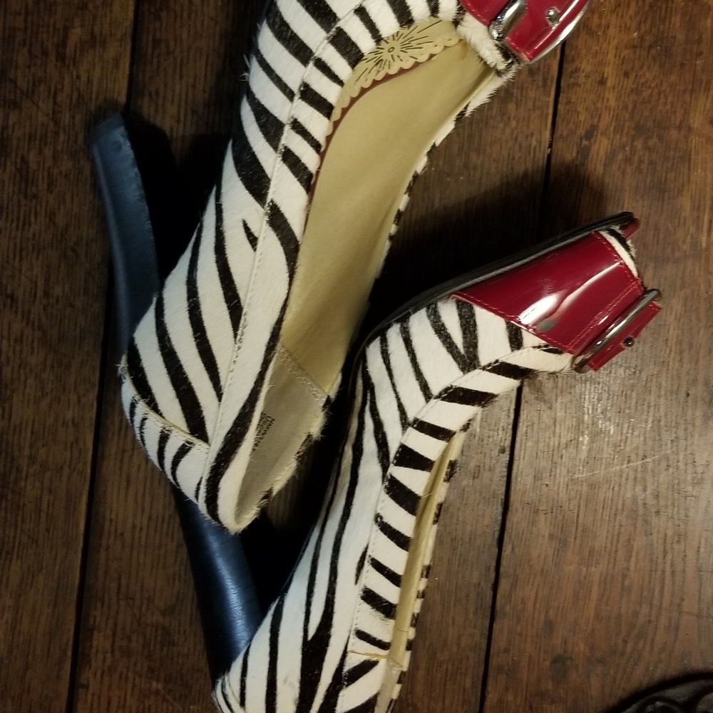 Naughty Monkey Heels - image 6